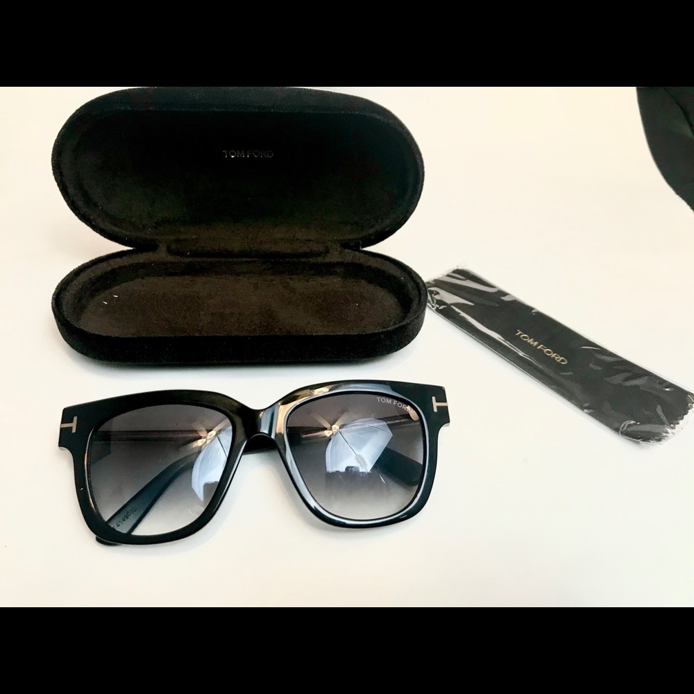 Tom Ford Tracy Sunglasses BRAND NWOT NEVER WORN!